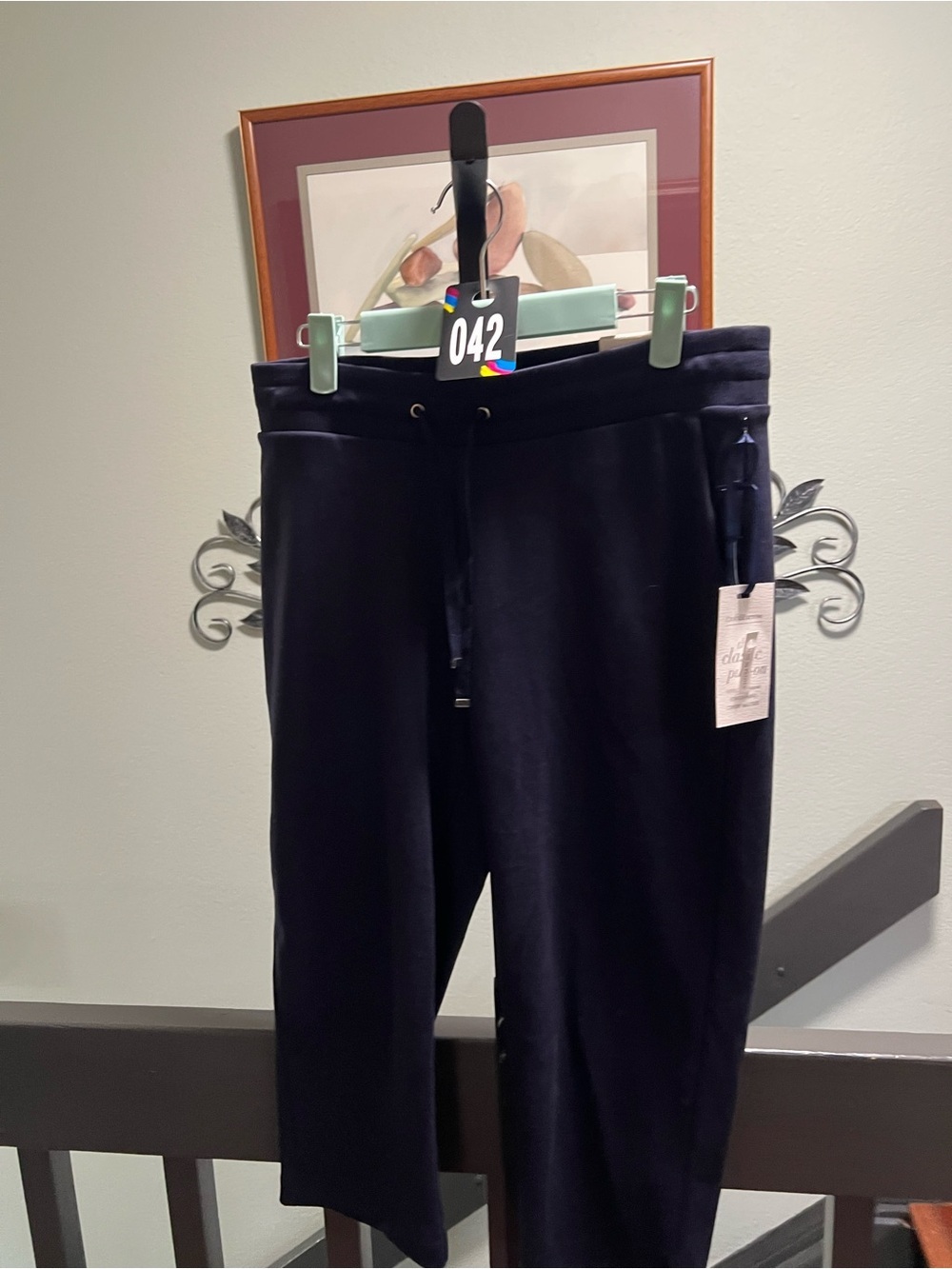 NWT croft & barrow Navy Drawstring Jogger Capris Size Small #DC042